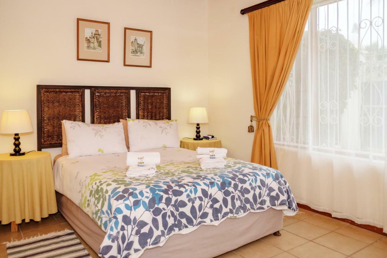 Crowned Crane Hotel Gonubie Exterior foto